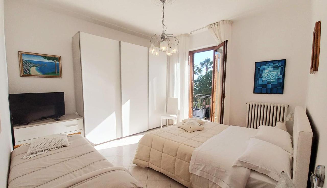 Casa Lilly Apartment Porto SantʼElpidio Екстериор снимка