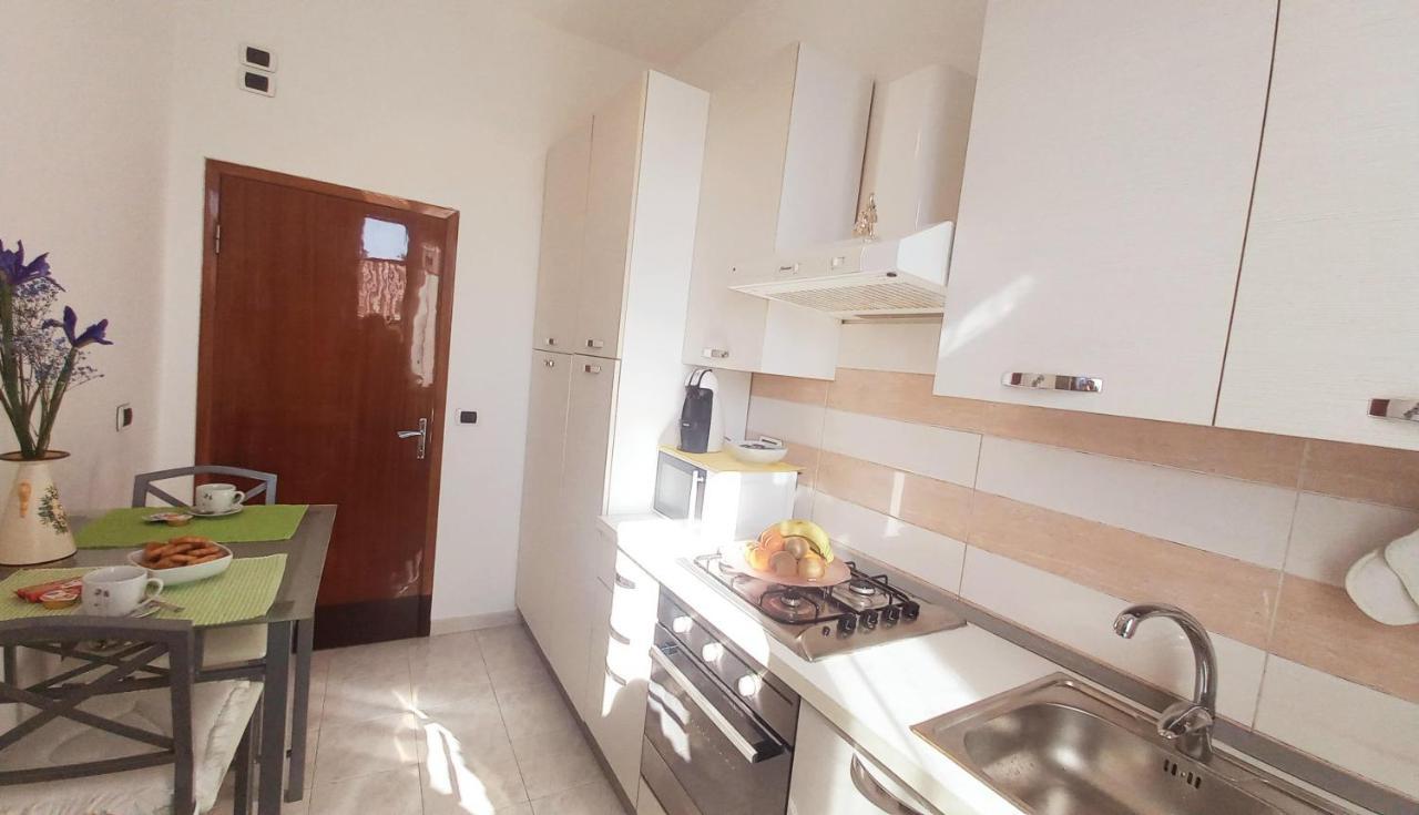 Casa Lilly Apartment Porto SantʼElpidio Екстериор снимка